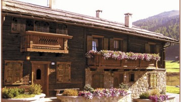 Chalet La Mina limina1